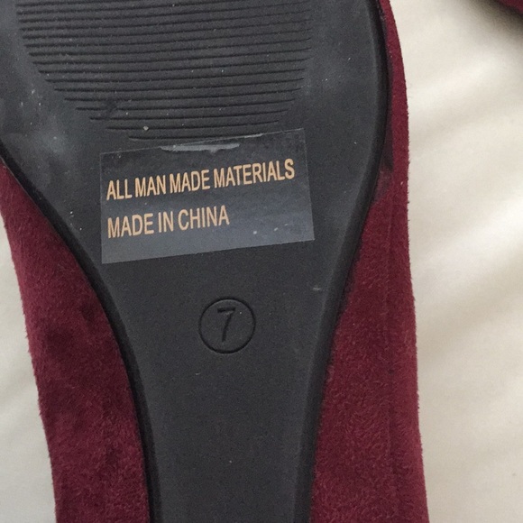 Shoes - Picture 4 of 4